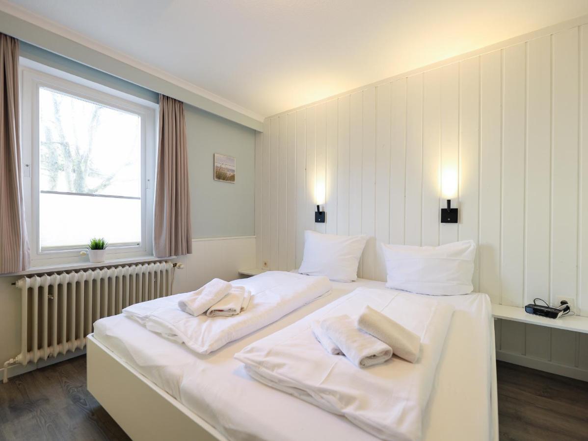 Left 17 Westerland
