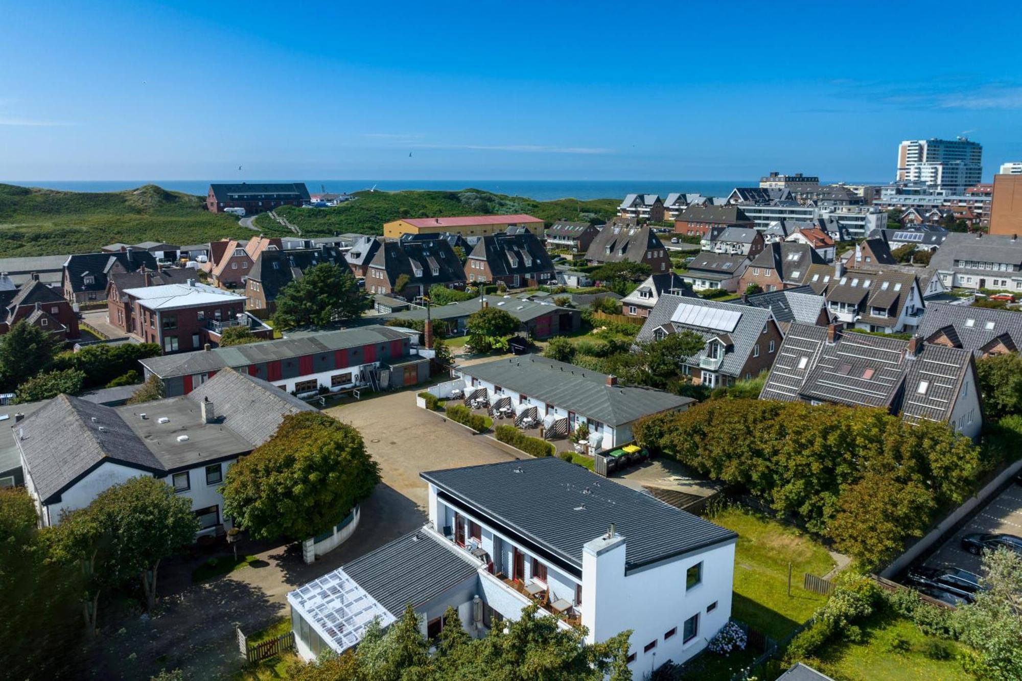 Left 17 * Westerland